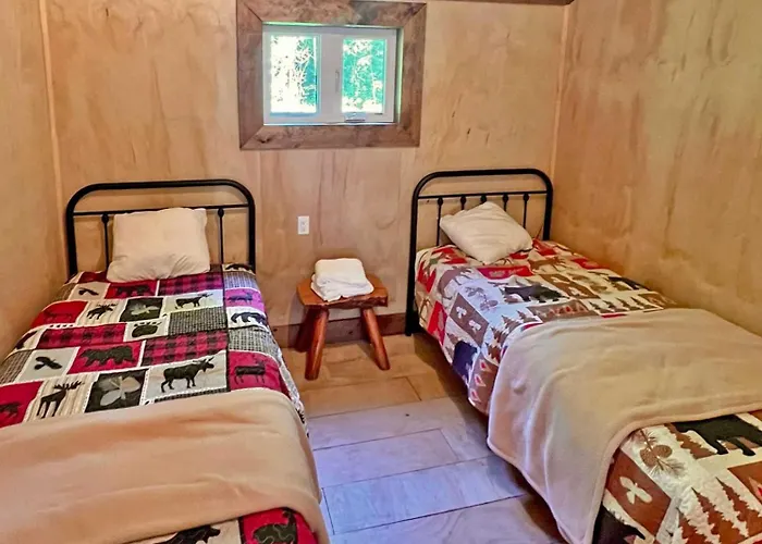 Red Bay Lodge